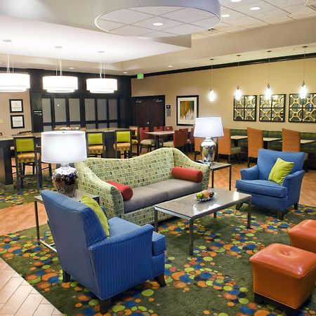 Hampton Inn Evansville Airport Eksteriør bilde
