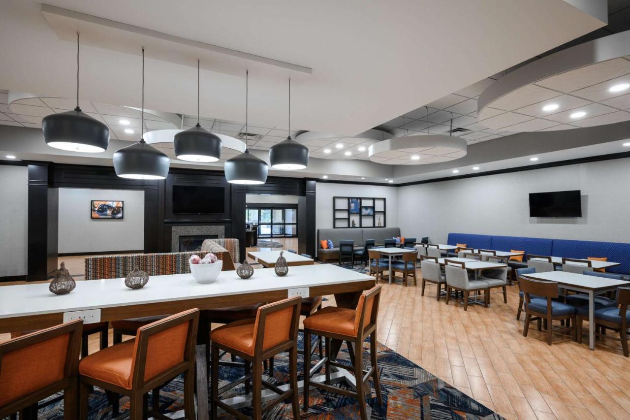Hampton Inn Evansville Airport Eksteriør bilde